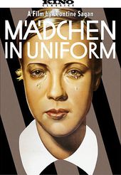 Madchen in Uniform