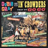 Sings for 'In' Crowders That Go 'Go Go'