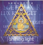 Shining Light: Christmas Music from Aquitanian
