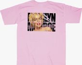 Marilyn Monroe - Pink Close Up Photo - T-Shirt