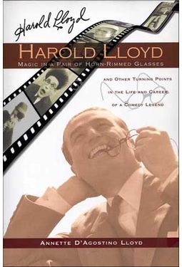 Harold Lloyd - Magic in a Pair of Horn-Rimmed