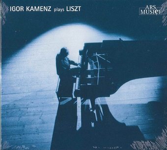 Igor Kamenz Plays Liszt